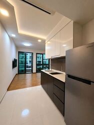 Esparina Residences (D19), Condominium #592100361
